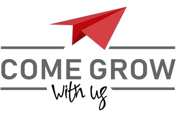 Roter Papierflieger und unterhalb steht come grow with us